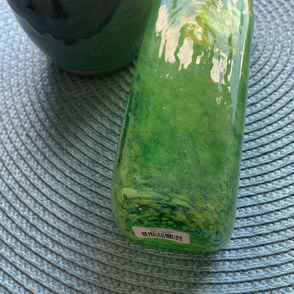 Crate & Barrel - Green Glass Cabo Bud Vase (NWT) - Picture 11 of 11